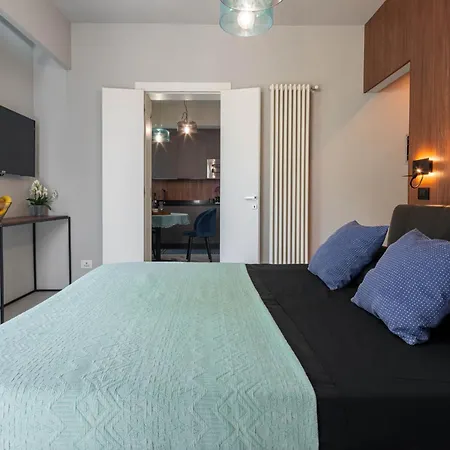 Officine Cavour - La Quercia Apartamento