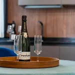 Officine Cavour - La Quercia Apartment Padua