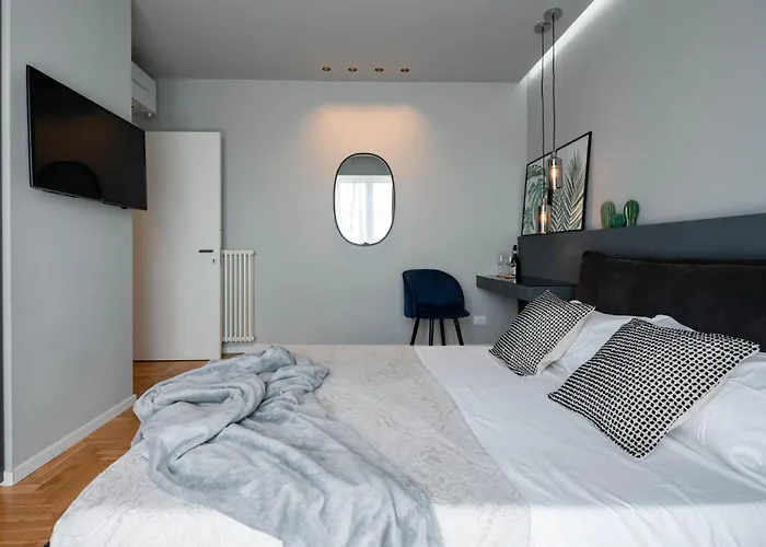 Officine Cavour - La Quercia Appartement